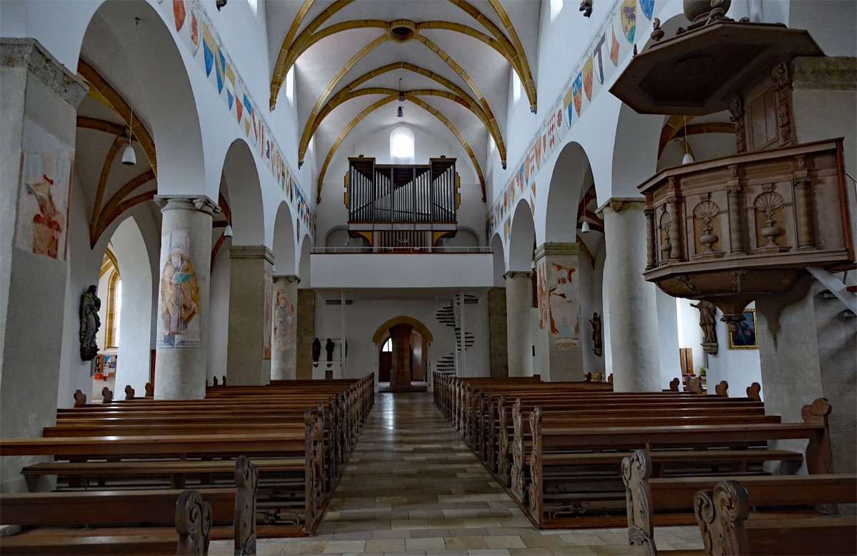 klosterkirche in markt kastl klosterburg lauterachtal