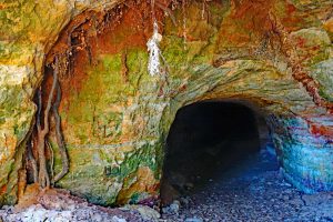 Premiumweg Jurakante Thalmaessing Altmuehltal Frankenalb Landkreis Roth Wandern Felsenkeller Buntsandstein