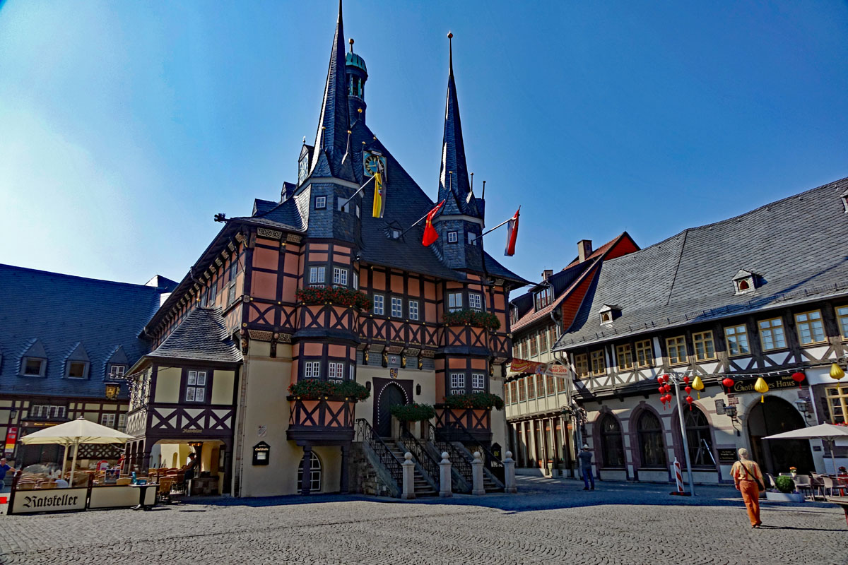 Rathaus auf dem Marktplatz in Wernigerode im Harz