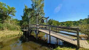 SCHLOSSPARK DENNENLOHE 18 gongbruecke schlosspark dennenlohe moor