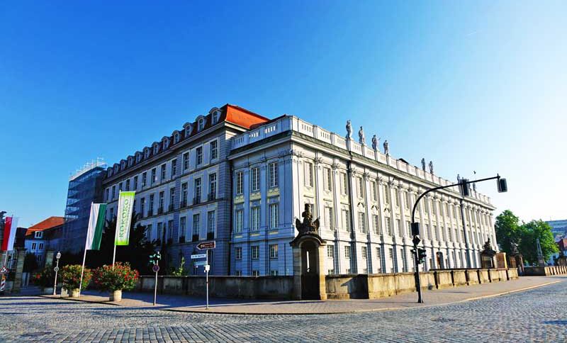 RESIDENZ UND HOFGARTEN ANSBACH 2 residenz schloss ansbach mittelfranken