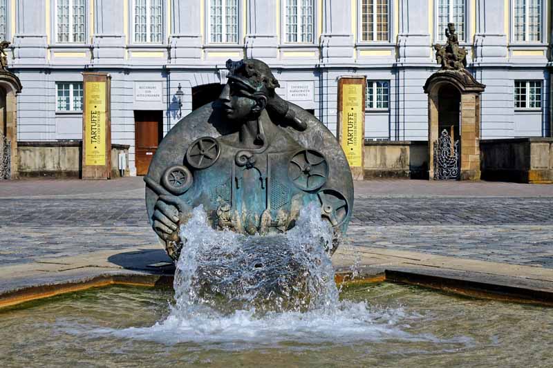 RESIDENZ UND HOFGARTEN ANSBACH 3 brunnen an der promenade ansbacher residenz