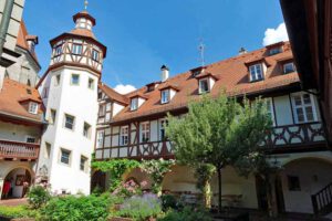 FRANKENHÖHE 17 pfarrhof st. gumbertus beringershof ansbach altstadt