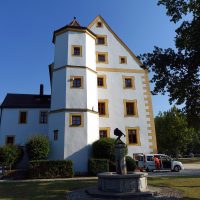 oberes schloss schmidmühlen amberg wacholderwanderweg