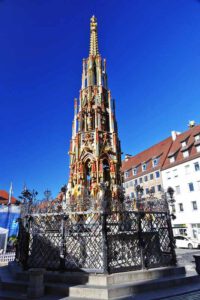 ALTSTADT NÜRNBERG 10 schöner brunnen nürnberg hauptmarkt innenstadt altstadt
