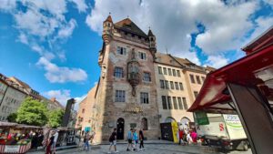 nürnberg sehenswürdigkeiten altstadt fußgängerzone lorenzkirche
