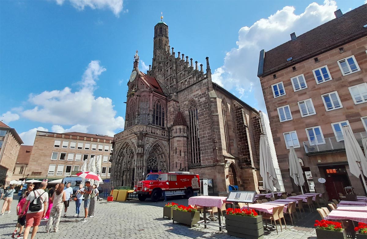 ALTSTADT NÜRNBERG 9 frauenkirche nürnberg hauptmarkt männleinlaufen sehenswürdigkeiten altstadt