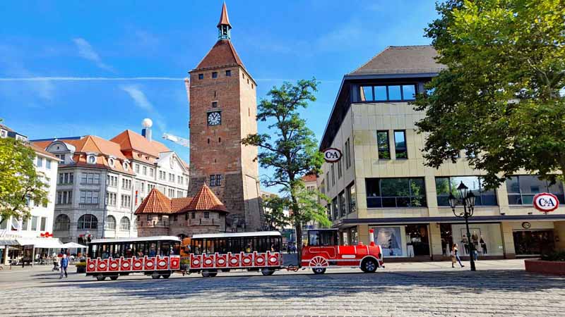 ALTSTADT NÜRNBERG 26 bimmelbahn nürnberg stadtrundfahrt altstadt sehenswürdigkeiten