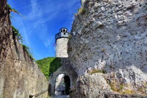 eingang burg zwernitz wonsees sanspareil dolomitfelsen
