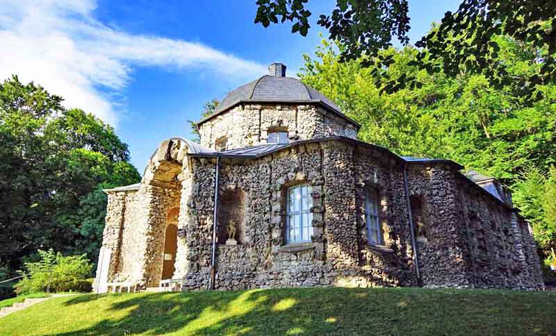 FELSENGARTEN SANSPAREIL 2 felsengarten sanspareil morgenländischer bau
