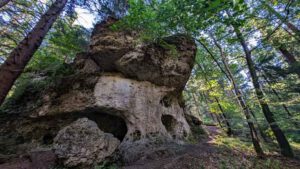 dritter lochstein veldensteiner forst fränkische schweiz höhle