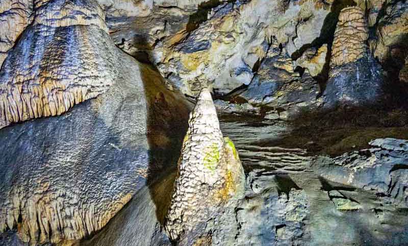 Eine der schönsten und größten Schauhöhlen in Deutschland - Maximiliansgrotte (Nürnberger Land) 2 maximiliansgrotte schauhöhle nürnberger land