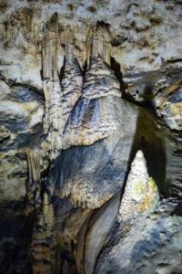 Eine der schönsten und größten Schauhöhlen in Deutschland - Maximiliansgrotte (Nürnberger Land) 8 tropfstein größter deutschland maximiliansgrotte fränkische schweiz neuhaus krottensee