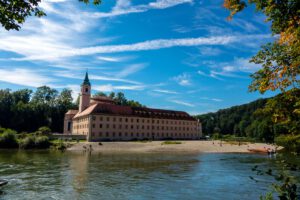wandern altmuehltal kloster weltenburg donau durchbruch kelheim rundwanderweg
