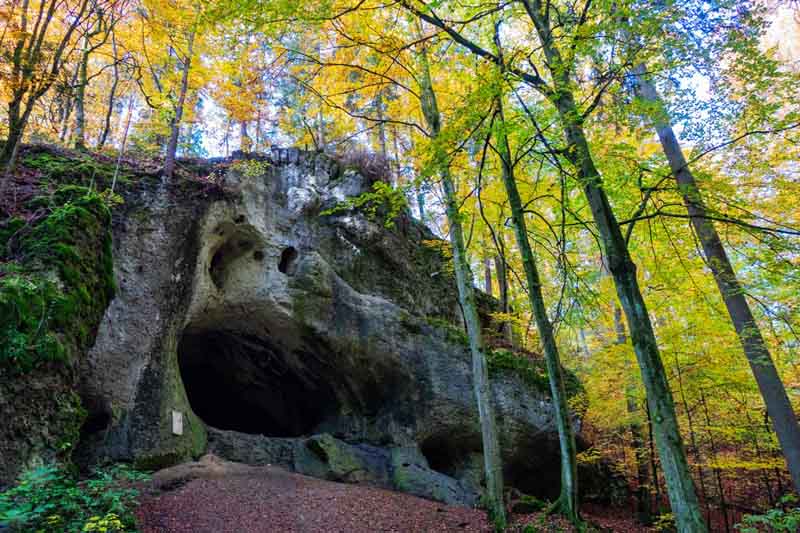 Von der Teufelshöhle zum Hasenloch - Rundwanderung um Pottenstein (Fränkische Schweiz) 12 großes hasenloch pottenstein wandern