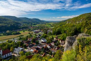 Winterwanderungen rund um Nürnberg 25 wandertour geotope fraenkische schweiz wiesenttal streitberg binghoehle streitburg
