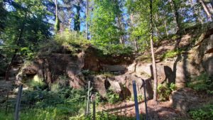 ehemaliger steinbruch dillenberg cadolzburg fürth wandern druidenstein