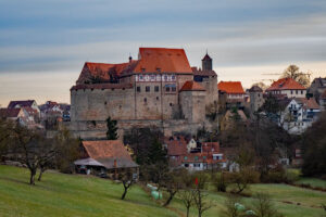 FRANKENHÖHE 33 rundwanderung von cadolzburg zum druidenstein auf dem dillenberg