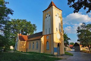 Romantisches Havelland - Rundweg von Ketzin nach Paretz 9 dorfkirche paretz ketzin rundweg wandern havelland