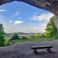 Kraftorte Wanderung in Velburg (Landkreis Neumarkt/Oberpfalz) 33 kraftorte wanderung velburg oberpfalz hohlloch geotop