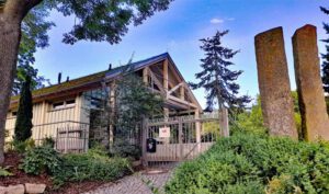 eingang botanischer garten hof theresienstein franken bayern