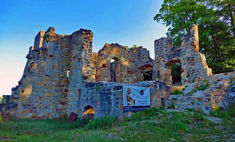 deutscher burgenwinkel naturpark haßberge ebern ruine burg raueneck