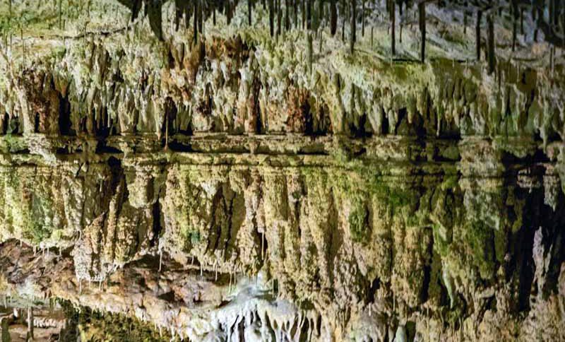 könig-otto-tropfsteinhöhle velburg oberpfalz schauhöhle bayern deutschland