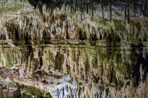 könig-otto-tropfsteinhöhle velburg oberpfalz schauhöhle bayern deutschland