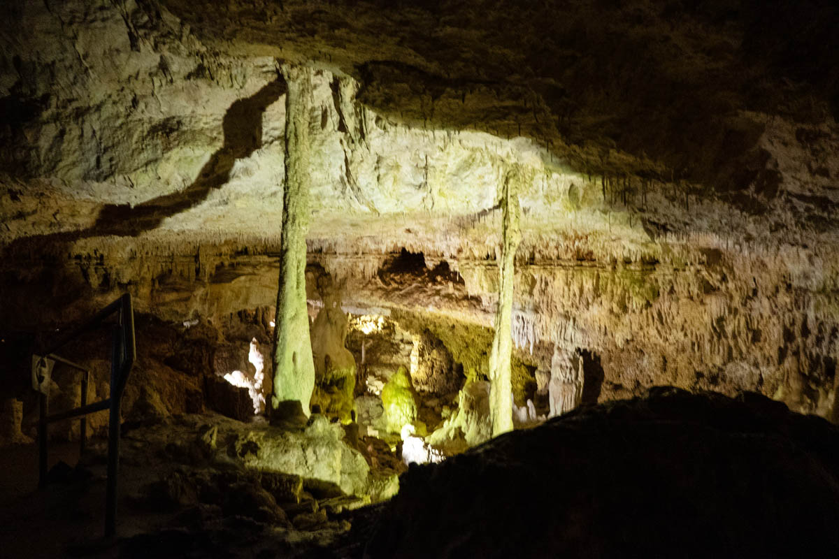 stalagnat tropfstein höhle könig otto velburg schauhöhle