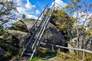 Geotop-Wanderungen im Landkreis Wunsiedel 14 wanderung fichtelgebirge drei gipfel haberstein schneeberg nußhardt