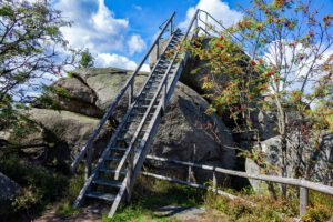 Geotop-Wanderungen im Landkreis Wunsiedel 14 wanderung fichtelgebirge drei gipfel haberstein schneeberg nußhardt