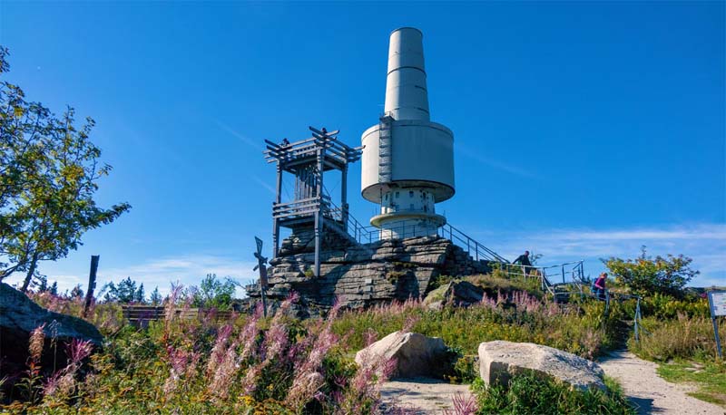 wandertour schneeberg gipfel backöfele aussichtsturm fernmeldeturm fränkische wanderberge