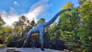 Befreiungshalle Kelheim 37 riesen dinosaurier blog altmühltal langhals brachiosaurus