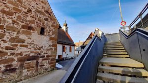 treppe zur klosterruine gnadeberg birgittenkloster