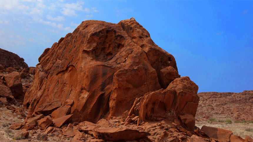 ausflug damaraland korixas twyfelfontein orgelpfeifen burnt mountain namib