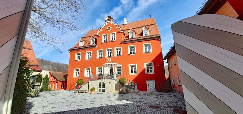 Von der Klauskirche zum Hexentor 12 schlosshotel ehemaliges pflegamtsschloss betzenstein historische innenstadt