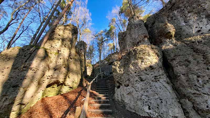 wanderung roter punkt betzenstein klauskirche hexentor wasserstein