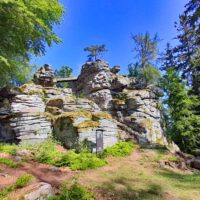 wanderung von fuchsmühl zum hackelstein oberpfalz steinwald