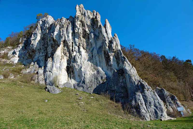 Die schönsten Geotope in Oberbayern 18 geotop dohlenfelsen konstein wellstein oberbayern