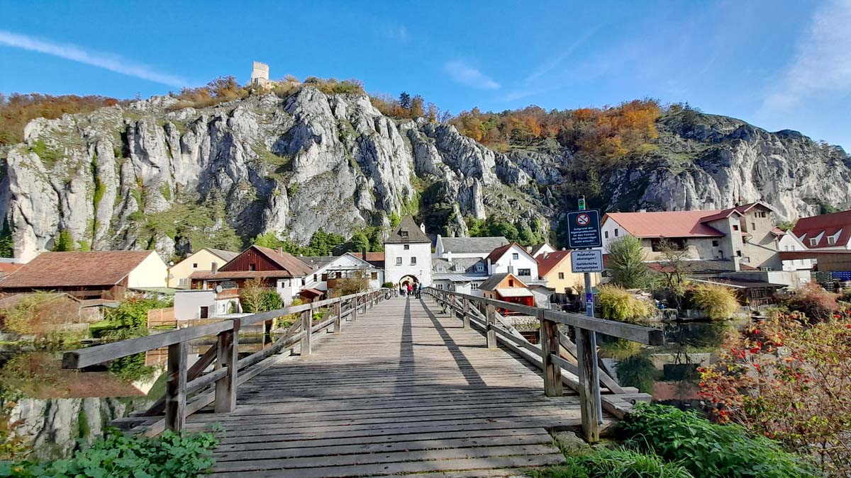 geotop niederbayern landkreis kelheim essing sesselfelsenwand