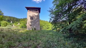 Weg des Granits in Flossenbürg 21 kz gedenkstätte flossenbürg wachturm ausflug wandern weg des granits