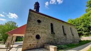 Weg des Granits in Flossenbürg 24 kapelle platz der nationen kz gedenkstätte flossenbürg