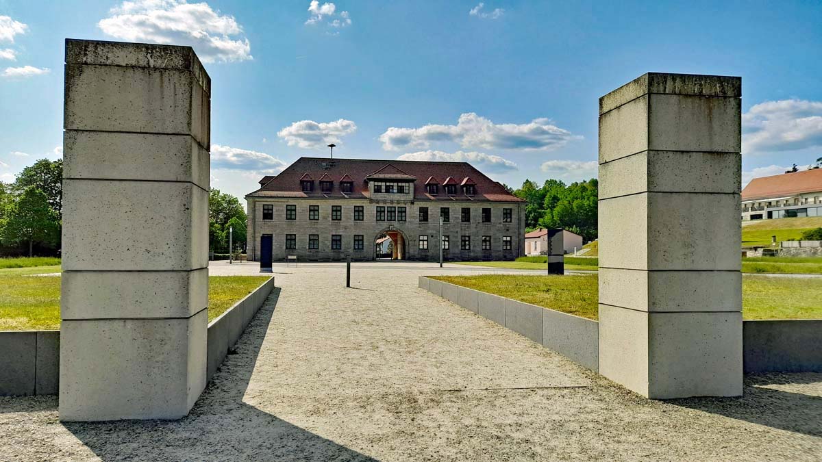 Weg des Granits in Flossenbürg 17 kz gedenkstätte flossenbürg bayern oberpfalz