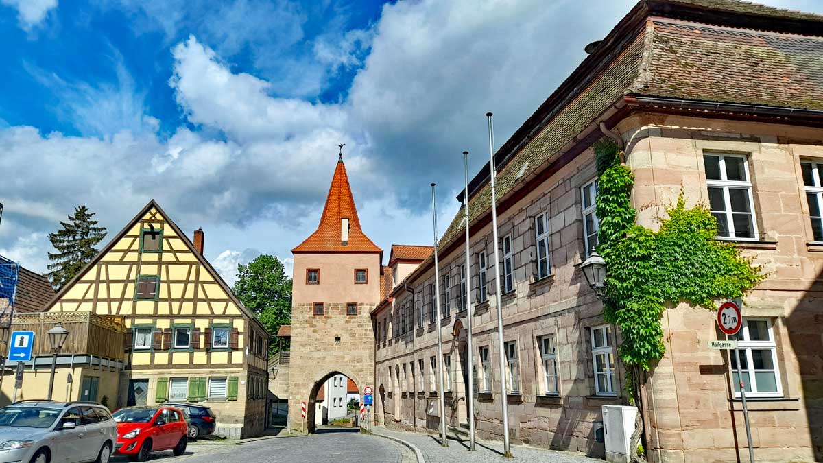 Abenberg - Wasser erleben Rundwanderweg 3 abenberg fränkisches seenland altstadt rathaus stadtmauer