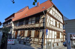 schiefes haus wernigerode harz sehenswürdigkeiten