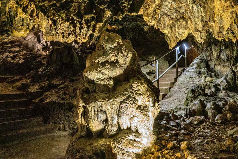 tropfsteinhöhlen schauhöhlen deutschland bayern velburg könig otto höhle