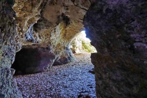 höhlen nürnberger land petershöhle velden hartenstein wanderung naturschutzgebiete