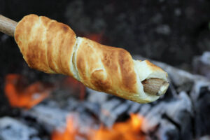 HERZHAFTE PFANNKUCHEN - unsere liebsten Rezepte 21 stockbrot rezepte einfach lecker