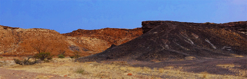 ZURÜCK IN DIE VERGANGENHEIT 9 namibia namib damaraland burnt mountain