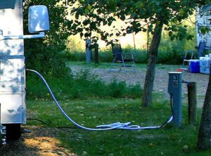 VERSORGUNG MIT STROM 11 steckdose strom campingplatz wohnmobil